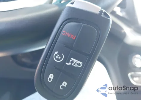 2017 Jeep Cherokee Limited 4X4 from USA, damaged, VIN 1C4PJMDS5HW602058